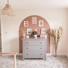 Farrow & ball's cabbage white, a white with a tint—or blush—of greenish blue. Farrow Ball Sulking Room Pink