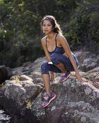 4,130 likes · 879 talking about this. ä½•æ³³èŠ ç¾Žå¥³ç™¾ç§'