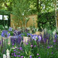 Wellbeing Of Women Garden Rhs Hampton Court Palace Flower Show Winner Of Silver Gilt And People S Choice Awar Beautiful Gardens Cottage Garden Garden Design