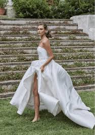 If you need an wedding dresses pretoria to help you stand out grab it here. Elbeth Gillis Bridal Couture Designer Wedding Dresses