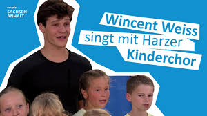 Weitere ideen zu wincent weiss, wincent, weiß. Wincent Weiss Singt Feuerwerk Mit Kinderchor Mdr Harz Open Air 2019 Youtube