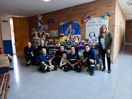 Jul 04, 2021 · efectivos del consorcio de bomberos de gran canaria han sofocado el incendio que tuvo lugar durante la pasada madrugada en una nave industrial de la calle brezo, en el municipio de agüimes. Entrega De Juguetes Bomberos Gran Bomberos Gran Canaria Facebook
