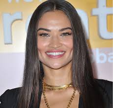 Dark skin is more sensitive than light skin, karavolas points out. Best Hair Colour For My Skin Tone 15 Looks