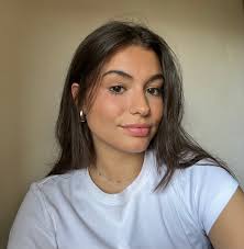 Babysitter Paris, Anna