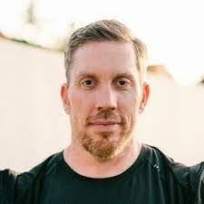 Steven Stainbrook's Instagram, Twitter & Facebook