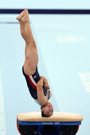 올림픽 여서정, 아버지 여홍철 이어 25년 만에 도마 결선 진출. Dv8czotl6nr5am