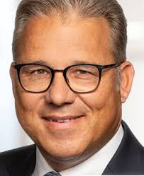 Leading Firms by Country