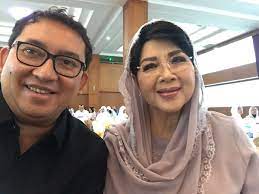 Ternyata fadli zon dulunya bintang iklan daia rambut warna warni. Fadli Zon Youtube Fadli Zon Official Sur Twitter Selfie Dgn Tante Titiek Puspa Di Acara Hut Ke 82 Pak Nazif Bashir Sehat Terus Ya Tante