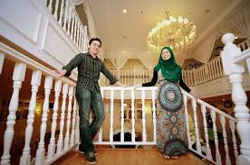 4 hrs · yogyakarta, indonesia ·. 30 Foto Prewedding Islami Romantis Tapa Sentuhan