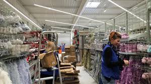 Laissez parler votre créativité avec la tendance do it yourself. On Vous Fait Visiter Le Magasin Centrakor Avant L Ouverture Qui Est Prevue