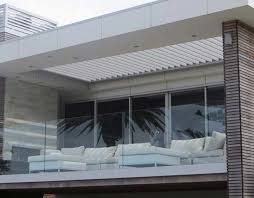 Terrassenmarkisen sind deshalb nur schlecht in die kategorien terrassendächer oder markisen einzuorden. Jalousien Aus Polen In Deutscher Markenqualitat Zum Fairen Werkspreis