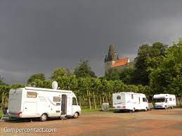 pin op camper overnachting