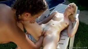Ofrecemos videos porno en streaming, o dvds para bajar, álbumes de fotos, y la comunidad de sexo gratis número 1 de la red. Videos De Sexo Gratis Sexo Suave Y Fuerte Xxx Mrvpg