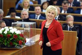Zanim jednak obejmie urząd jej kandydaturę zatwierdzić będzie musiał senat. Lidia Staron Nowym Rpo Ko Psl I Lewica Nie Popra Kandydatki Pis
