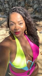 Good morning from San Juan, Puerto Rico. The sun glistening is picture  perfect!