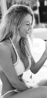Leotta had presented the channels broadcasts of serie b games along on sky. Diletta Leotta Donne Bellissime Bikini Donne