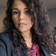 Amazing JBL Pro Sound Synched light show JBL wireless microphone included  Advanced performance settings to fine-tune your vocals IPX4 splashproof  protection Convenient shoulder strap to keep the party moving 6 hours of