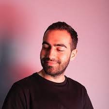 Daniel Tehrani's Instagram, Twitter & Facebook