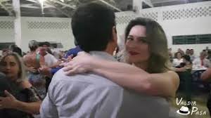 De acordo com o delegado, a menor disse inicialmente, em depoimento à polícia, que o nome do líder do grupo wilberson era joão neto. Nosso Amor Ta Baguncado Ao Vivo Em Vilhena