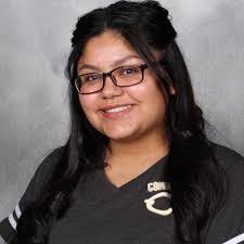 Kelly Caswell's Instagram, Twitter & Facebook