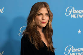 ¿qué es la esclerosis múltiple? La Actriz Selma Blair Revela Que Padece Esclerosis Multiple