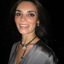 Glamour amid the banyan trees