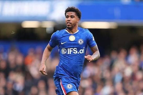 🚨 EXCL: Man United are targeting Andrey Santos, who is valued in the  region of £50m. Santos is open to leaving to get more regular minutes.  (@Will_Unwin & @guardian_sport) #CFC