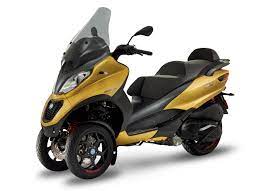 Check spelling or type a new query. Skuter Roda 3 Piaggio Hadir Di Indonesia Bisa Jalan Mundur Otosia Com