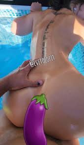 Evelyn Tojo 🍑🇦🇷 on X: NUEVO VIDEO COGIENDO DE HOY 🔥. Todo por la  colita 🍆🍑 y al final me dan la lechita 🍼. Pedime info por priv 💌.  🔥🔥🔥 t.cowCQpHO7Jaz  X