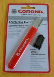 Insert the straight blade into the vise grip, edge up. Easy Way To Sharpen Pruning Shears Pruning Shears Prune Shears
