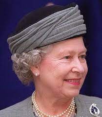 Pin By Maria Isabel Lauvstad On Best British Royal Hats Queen Hat Queen Elizabeth Princess Elizabeth
