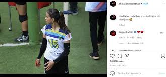 Gesser, alphense boys ve almere city'de oynadıktan sonra 2018'de ajax'a transfer olmuştu. Ldr Itu Berat Bagus Kahfi Dan Wags Fc Utrecht Berbalas Pesan Cinta