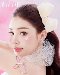 Đan Tiên theo bước Hương Giang trở thành ca sĩ