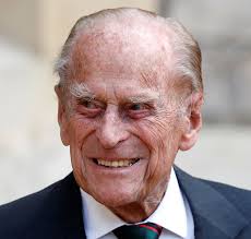 A sua família foi expulsa da grécia durante a revolução de. Aos 99 Anos De Idade Principe Philip Faz Rara Aparicao Publica Apos Meses De Isolamento Com A Rainha Elizabeth Ii Estrelando