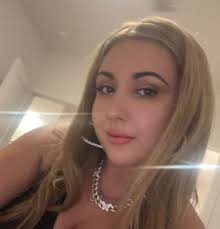 Lyssa (@sassylittylyssa) • Instagram photos and videos