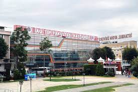 1968 yılında i̇stanbul üniversitesi tıp fakültesi dermatoloji anabilim dalı'nda başasistanlığa başladı. Istanbul Aydin University Apply Now With Scholarship Fees