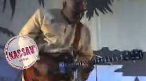 Jacob desvarieux, né le à paris, est un chanteur, musicien, arrangeur et producteur français. Zouk Kassav Solo De Jacob Desvarieux Zenith 2005 Youtube