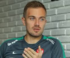 Şampiyonlar ligi için tecrübeli kaleci arayışında olan beşiktaş, mert günok ile görüşmelere başladı. Mert Gunok Fenerbahce De Oynamayi Hak Etmistim