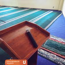 Kondisi ini menjadikan kita lebih intens dengan berinteraksi dengan keluarga suami istri anak ibu bapak dll. Kumpulan Kultum Ramadhan 2021 Untuk Bangkitkan Semangat Beribadah Kumparan Com