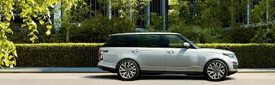 Despite noticeable successes in the development of battery technology, the majority of automakers are hesitant about going all in with the production of. Neuwagen Land Rover Range Rover Phev Elektro 2 0 P400e Plug In Hybrid Vogue 1000155983