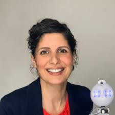 Shelly Levy's Instagram, Twitter & Facebook