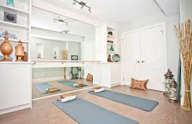 16 Tranquil Yoga Room Designs That Will Motivate You To Workout Home Yoga Room Workout Room Home Yoga Room Design