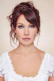 Lassige Hochsteckfrisur Fur Dunne Haare Hochsteckfrisuren Mittellang Hochsteckfrisuren Mittellang Frisur Hochgesteckt Hochsteckfrisur