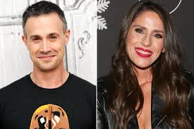 When she befriends henry warnimont, her new family life begins. Punky Brewster Taps Freddie Prinze Jr For Sequel Series On Peacock Ew Com