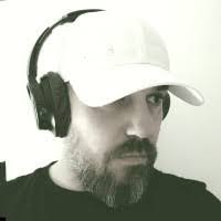 Karen Dorff's Instagram, Twitter & Facebook