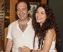It seems that spain got involved in the dubbing process (direction and adaptation) to help portugal's first dubbing. Jose Raposo E Sara Barradas Adiam Casamento
