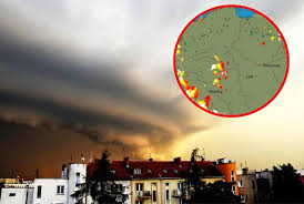 Śledź radar, który na bieżąco pokazuje położenie opadów i burz w polsce Radar Burzowy Artykuly Express Bydgoski