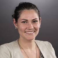 Elisa Fuller's Instagram, Twitter & Facebook