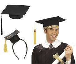 Studeer je af en zoek je een geslaagd hoedje om je diploma te vieren ? Geslaagd Hoedje Kopen Carnavalskleding Nl