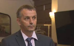 After tentative crab deal falls apart, fishermen settle in to wait for a  better price